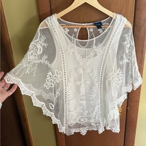 Daytrip White Floral Lace Blouse